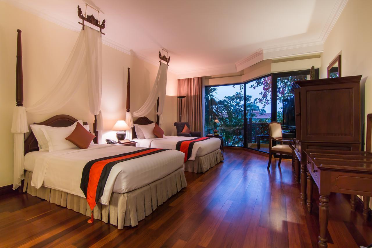 Palace Residence&Villa Siem Reap Esterno foto
